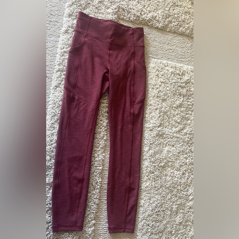Lululemon Base Pace leggings size 4- side pockets. Only worn once.